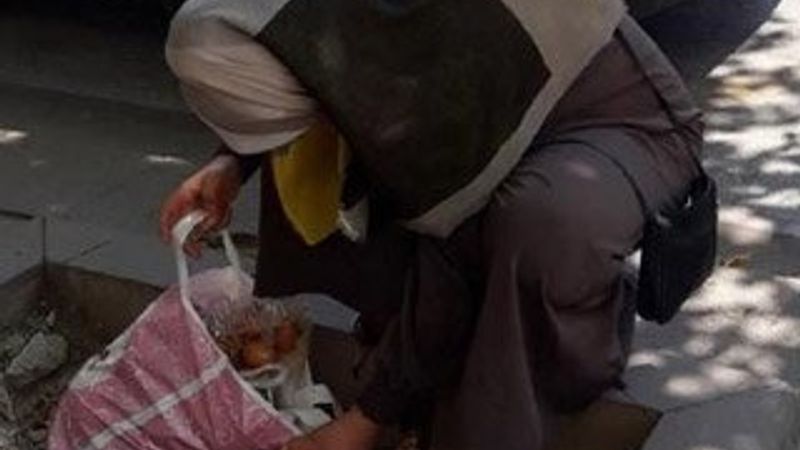 Dilenci kadınların yeni taktiği 'kırık yumurta'