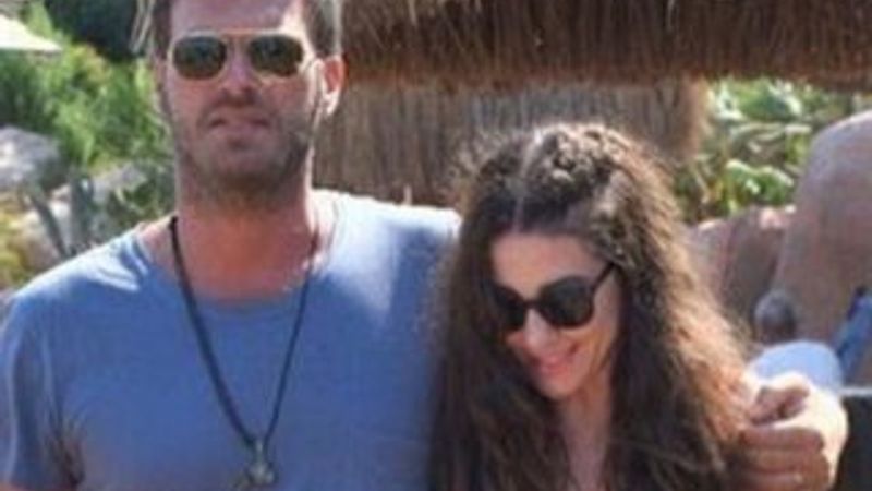 Kıvanç Tatlıtuğ ve Başak Dizer tatilde