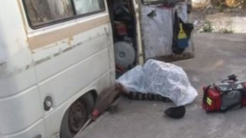 20 yıldır minibüste yaşayan Cafer Dede yaşamını yitirdi