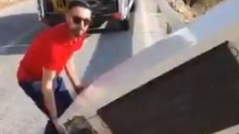 İspanya polisinden geri dönüşüm cezası