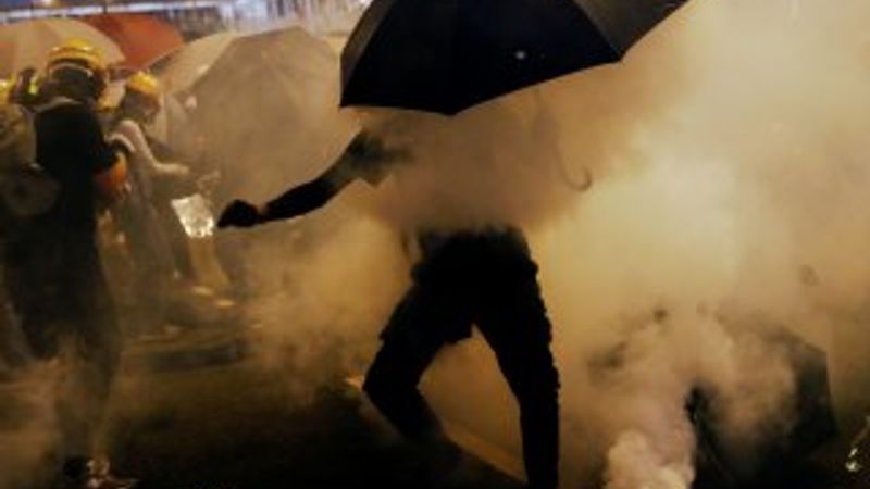 Hong Kong'da eylemler durdurulamadı