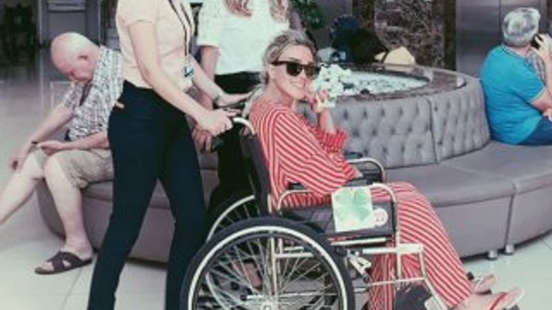 Seren Serengil hamile