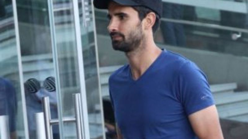 Alper Potuk'un ilginç tarzı