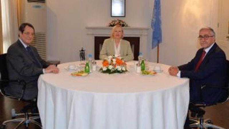 Kıbrıslı liderler bir araya geldi