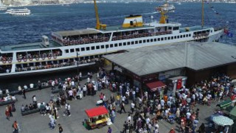 İstanbul'da kalanlar Adalar'a aktı