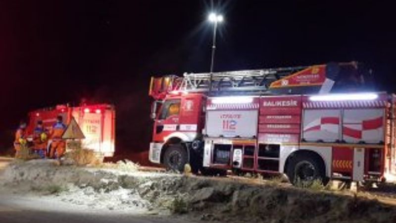 Marmara Adası'nda 80 hektar alan kül oldu