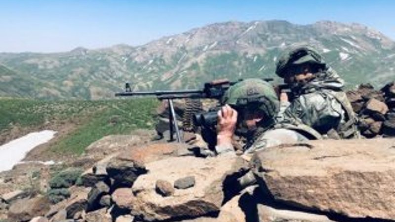 Irak'ın kuzeyindeki 13 hedef vuruldu