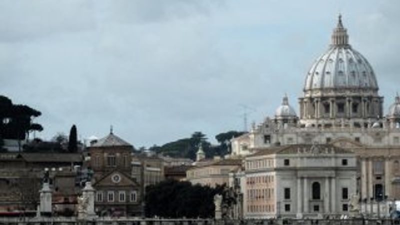 İrlanda'daki kiliseler gayrimenkullerini satıyor