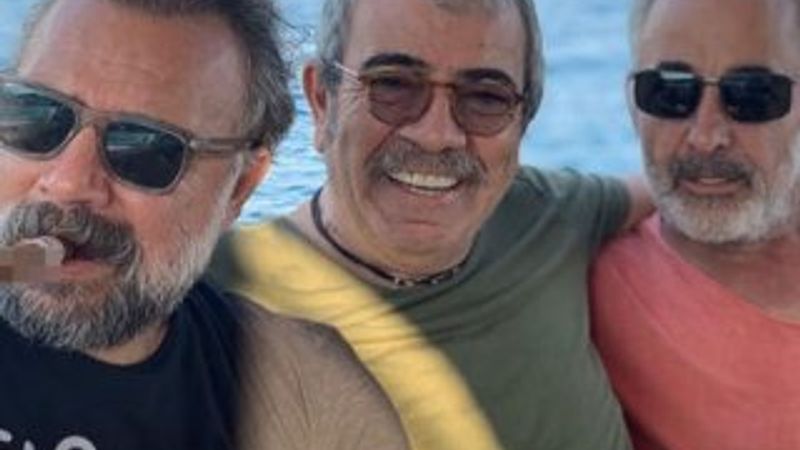 Oktay Kaynarca: Dostların arasında güneşin sofrasında