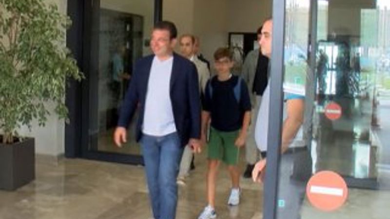 Ekrem İmamoğlu, Bodrum'dan İstanbul'a döndü