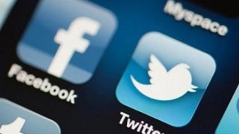 Hong Kong protestolarına, Twitter ve Facebook engeli