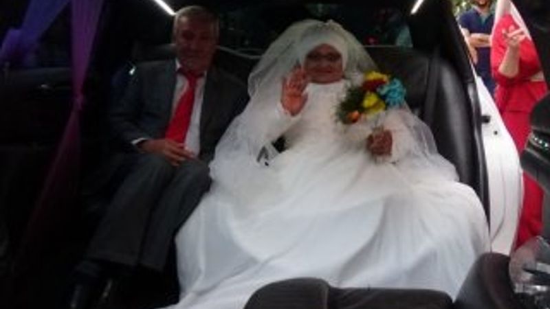 İkinci baharlarını huzurevinde yakaladılar