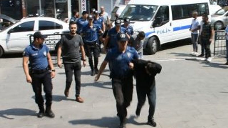 Manisa'da hastaneden suçlu kaçırmaya çalıştılar