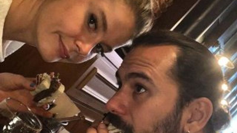 Burcu Biricik'ten eşine doğum günü mesajı