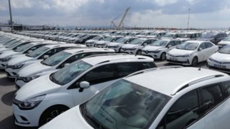 İBB araçları Yenikapı'da