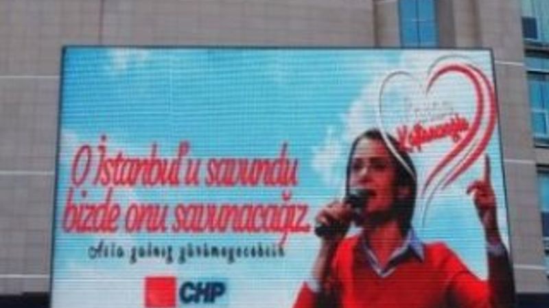 CHP panosundaki imla hatası