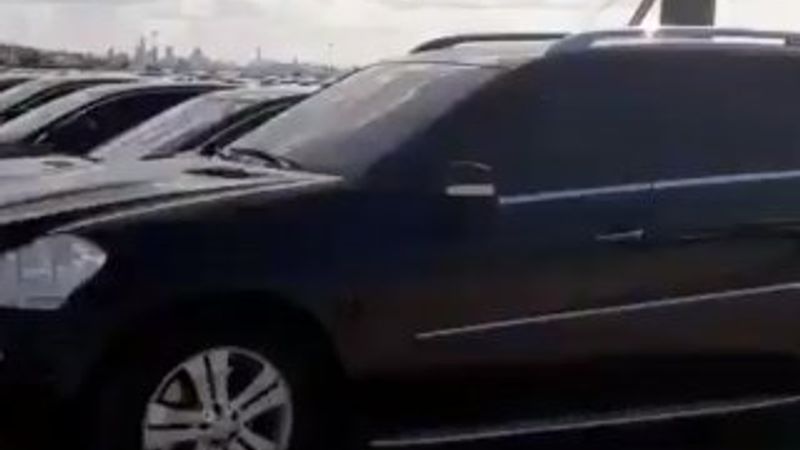 İBB bünyesindeki makam araçları Yenikapı'da