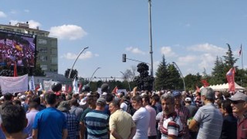 EYT'liler Ankara'da miting düzenledi