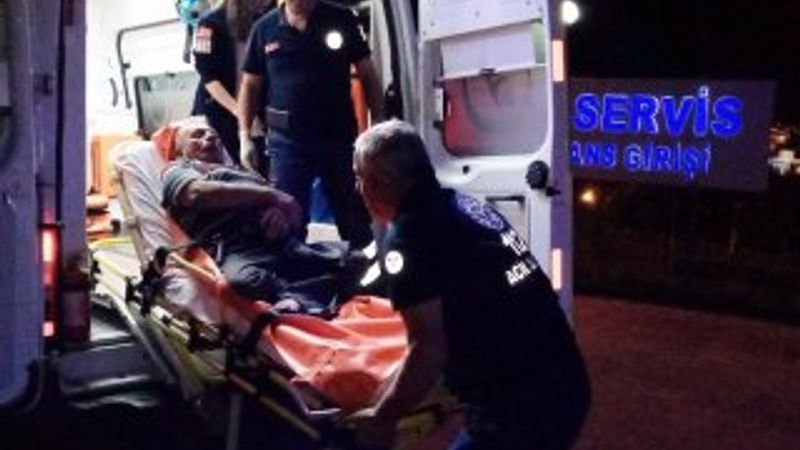 Yürüme engelli adamı dövdüler