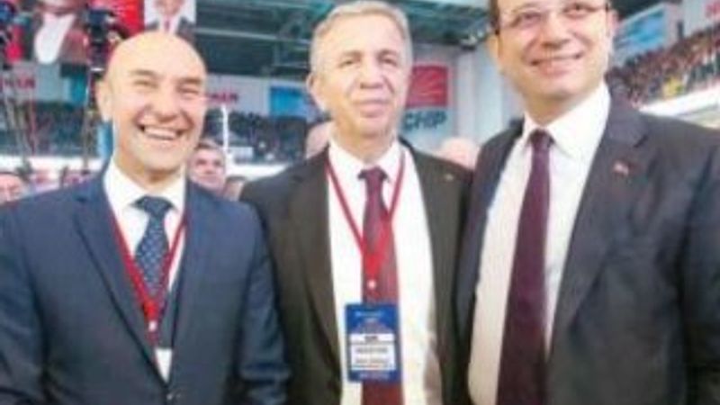 CHP'li büyükşehir belediye başkanları toplandı