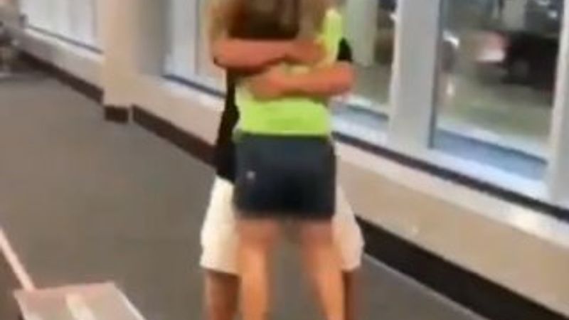 Down sendromlu aşıkların kavuşma anı