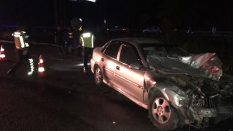 Muğla'da kaza yapan araçlar yoldan kaldırıldı