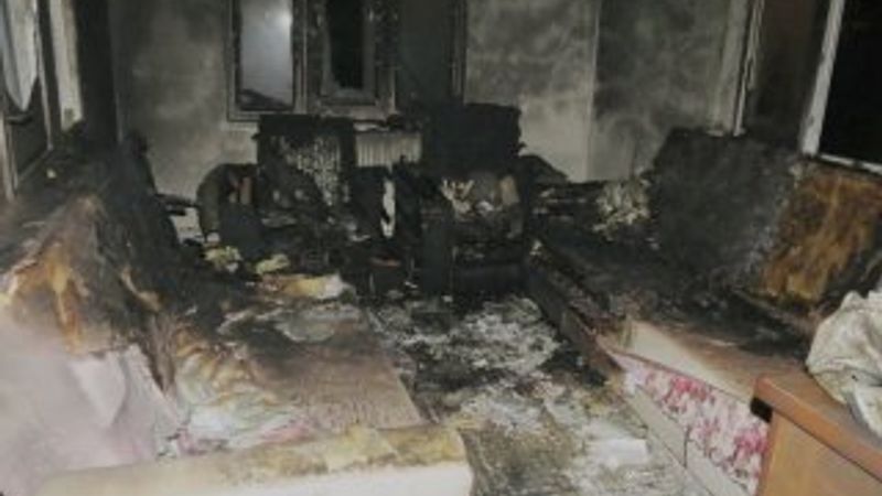 Tekirdağ'da yanan ev kullanılamaz hale geldi