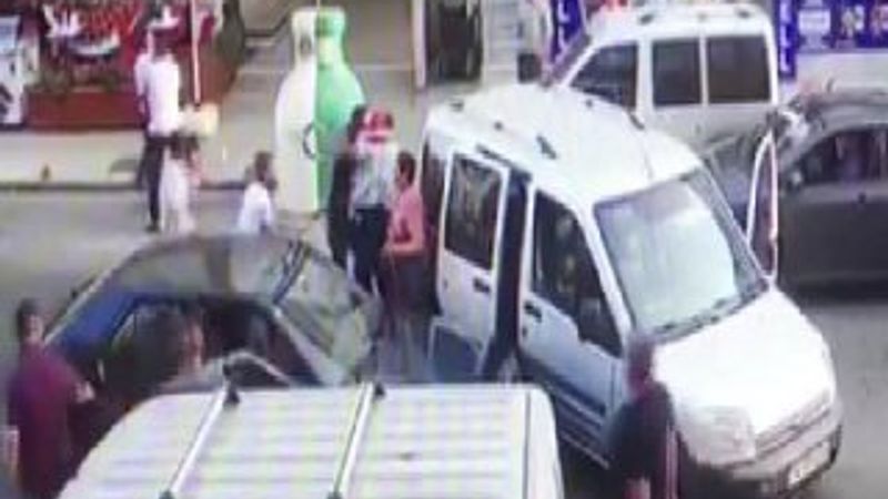 Pendik'te damat kayınpederinin dudağını parçaladı