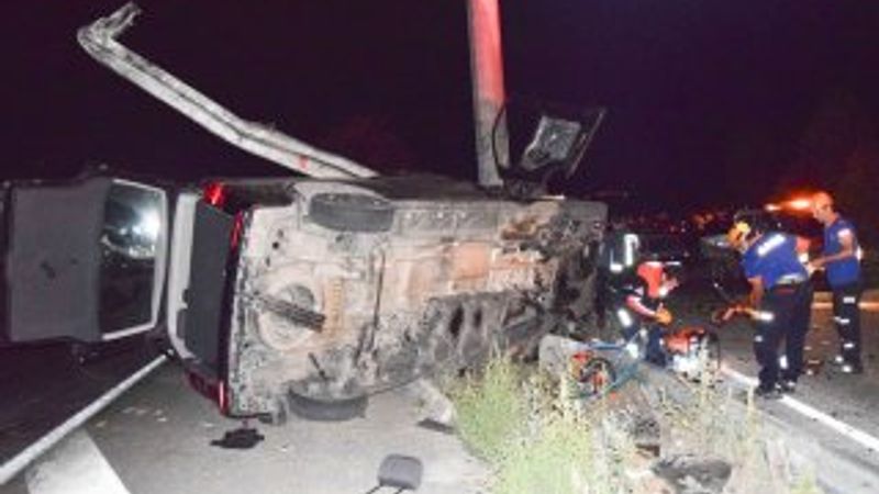 Bilecik'te trafik kazası: 1 ölü, 7 yaralı