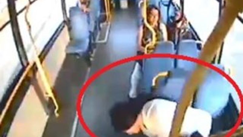 Halk otobüsü sürücüsü, hamile kadını hastaneye yetiştirdi