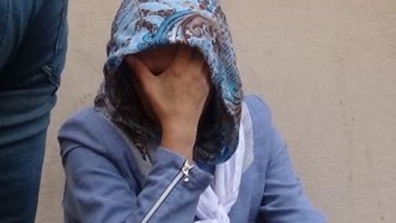 HDP önünde süren annelerin eyleminde gergin anlar