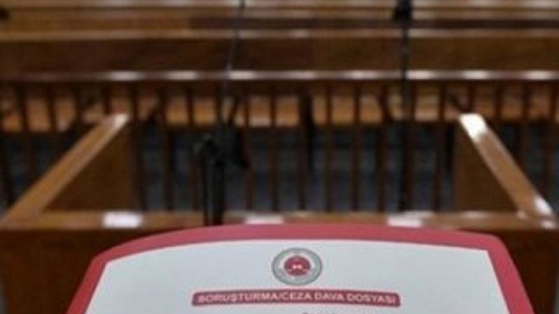 Eski savcı Mehmet Murat Yönder'e 12 yıl hapis cezası