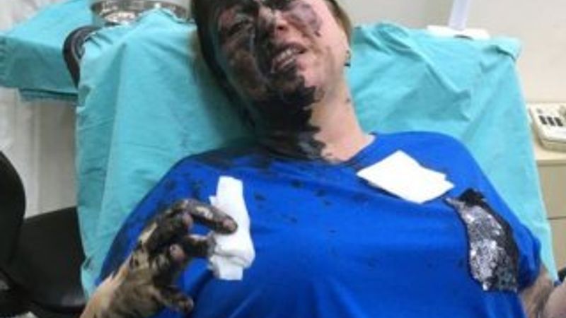 Adana'da darbedilen müteahhit hastaneye kaldırıldı