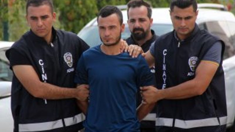 Babasına at yarışı oynatan bayi sahibini öldürdü