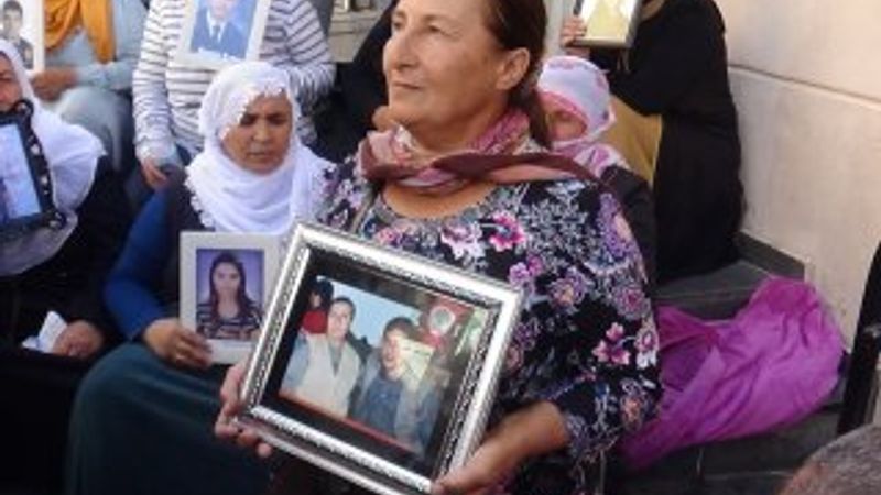 HDP önünde eylem yapan aile sayısı 40'e yükseldi