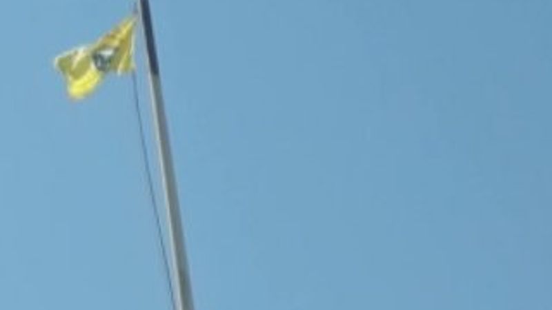 YPG, Türkiye korkusuyla bayrak değiştirdi