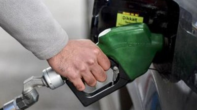 Benzinde 26 kuruş indirim