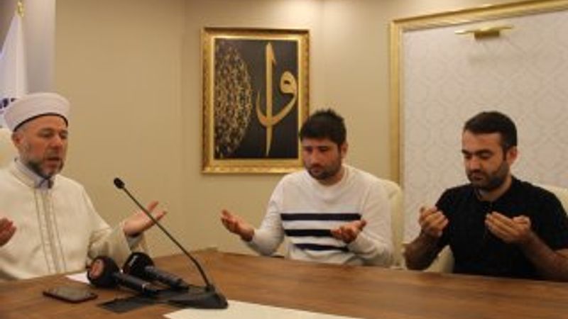 Yunan mühendis İslamiyet'i seçti