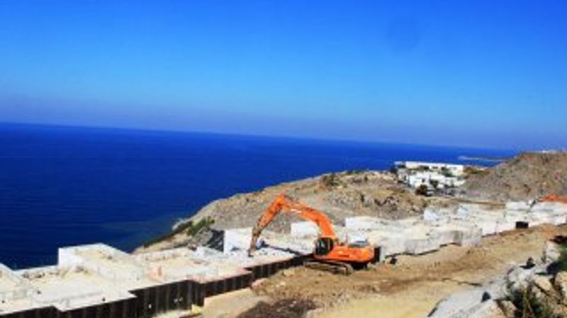 Bodrum'da yıkımlar devam ediyor