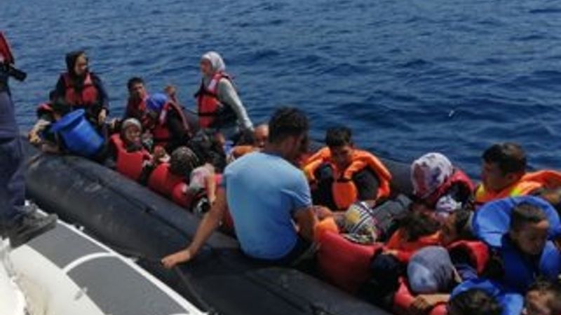 İzmir'de 720 düzensiz göçmen yakalandı