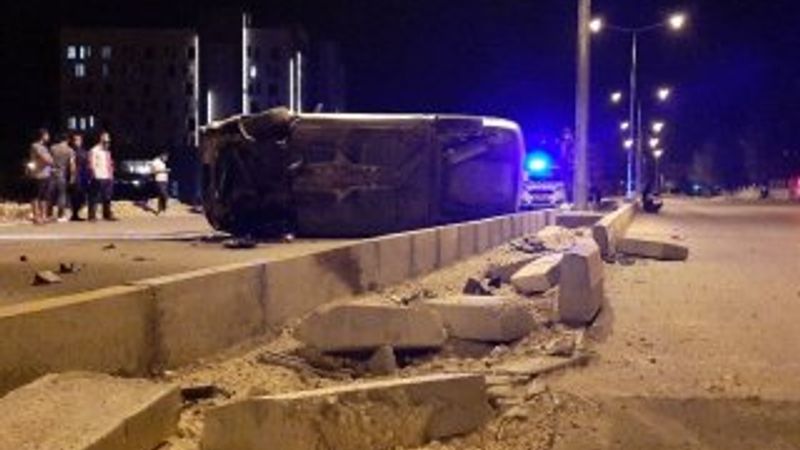 Adıyaman'da otomobil takla attı: 6 yaralı