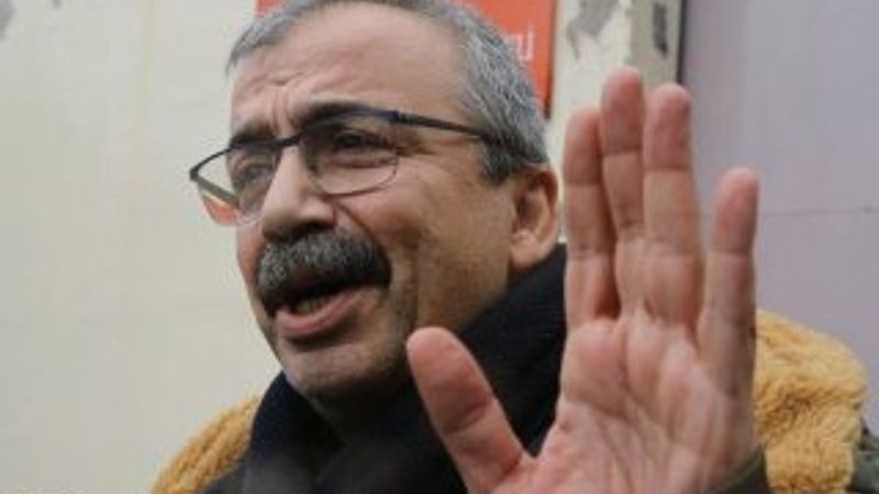 Sırrı Süreyya Önder tahliye edildi