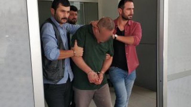 Kavgayı bıçakla ayırdı, 2 kişiyi yaraladı