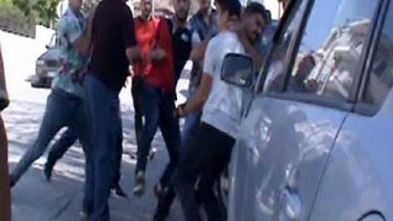 Sakarya'da sokak ortasında kavga ettiler