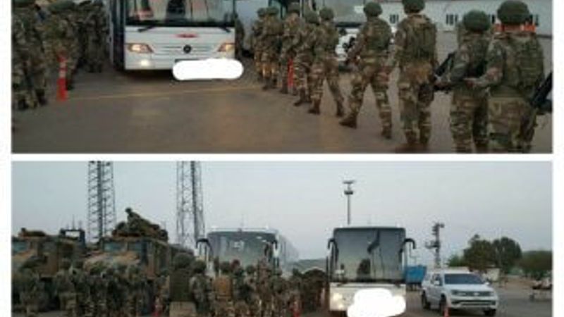 Suriye'ye operasyon öncesinde komandolar sınırda