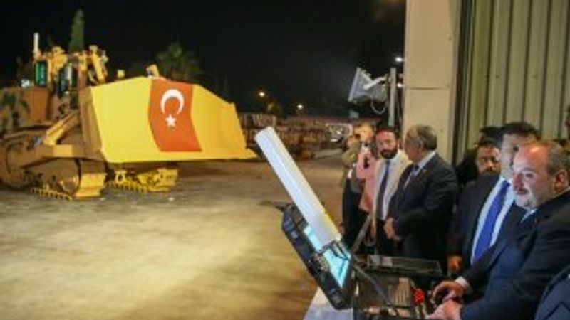 Harekata insansız zırhlı iş makineleri yardım edecek