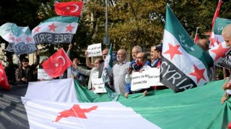 İstanbul'daki Suriyelilerden harekata destek mesajı