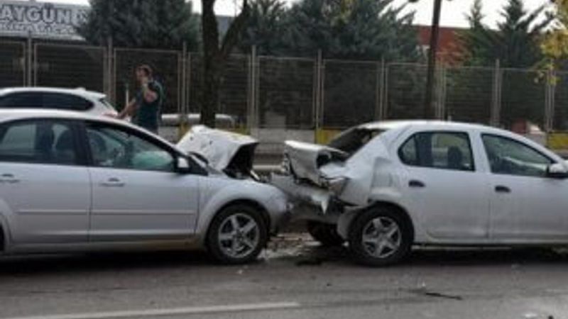 Kocaeli'de zincirleme trafik kazası