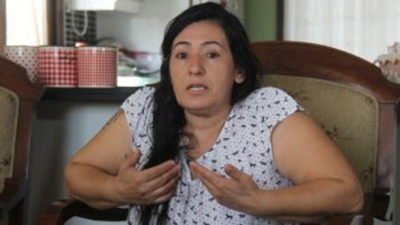 Eşine çanta fırlatan kadın 3 bin TL ceza ödedi