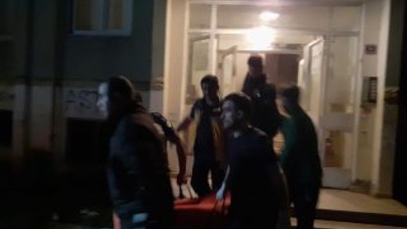 Rize'de bir kişi önce duvara sonra kalbine ateş etti